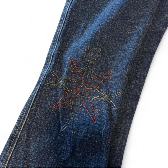 VTG y2k JNCO Flare Jeans Sz 5 Low Rise Star Embroidered Retro Rave Denim USA - Picture 7 of 10
